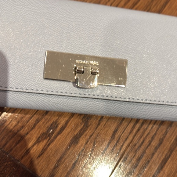 Michael Kors Light Blue Wallet- Carryall - Picture 3 of 5